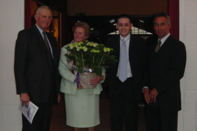 jacques azoulay net worth - Article 1